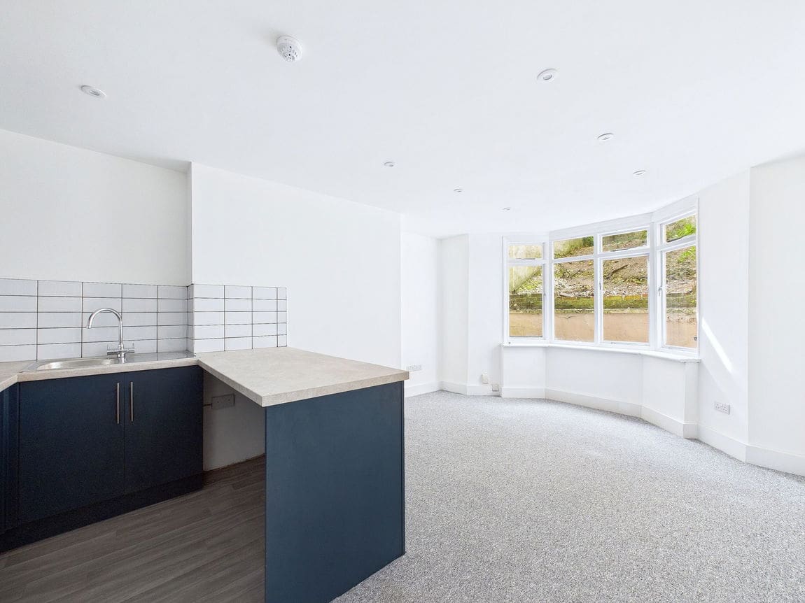 1 bedroom Flat Under Offer