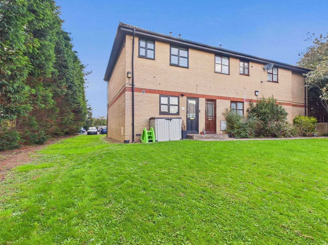 2 bedroom Maisonette Under Offer
