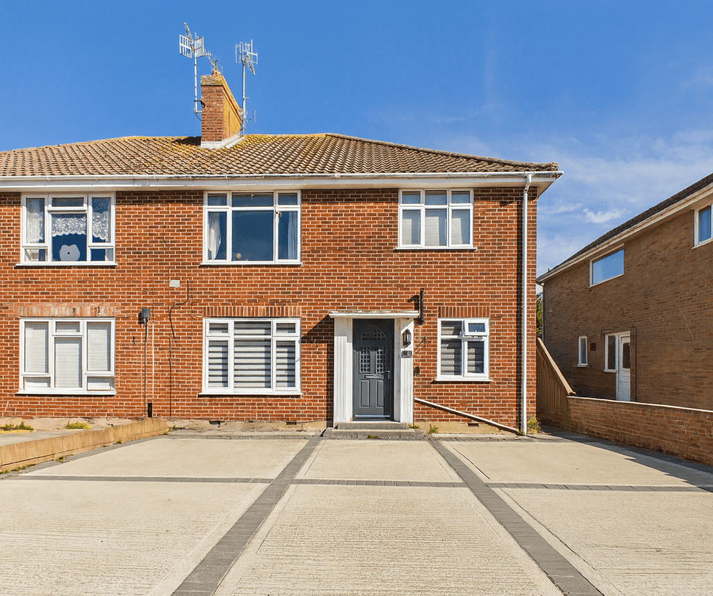 2 bedroom Flat Under Offer
