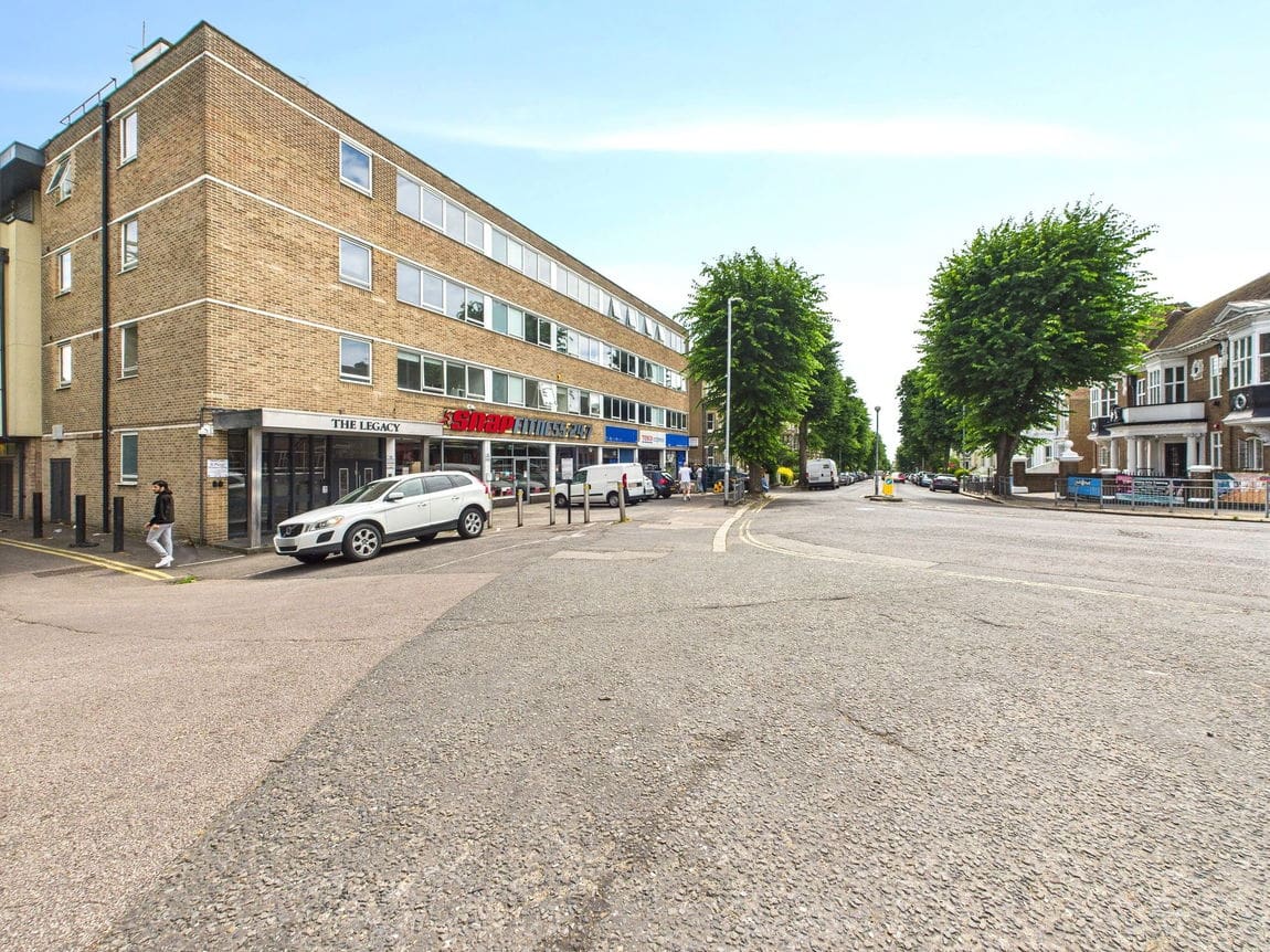 2 bedroom Flat Under Offer