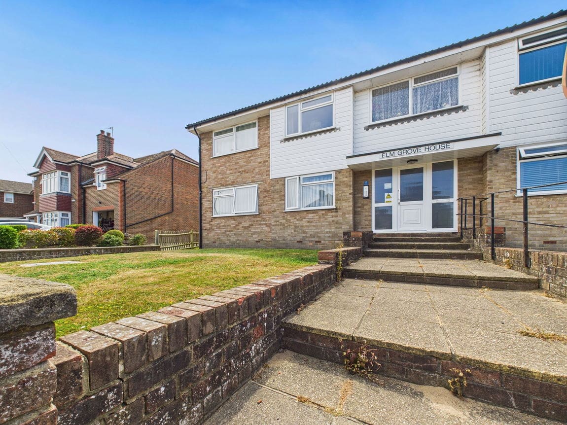 1 bedroom Apartment For Sale