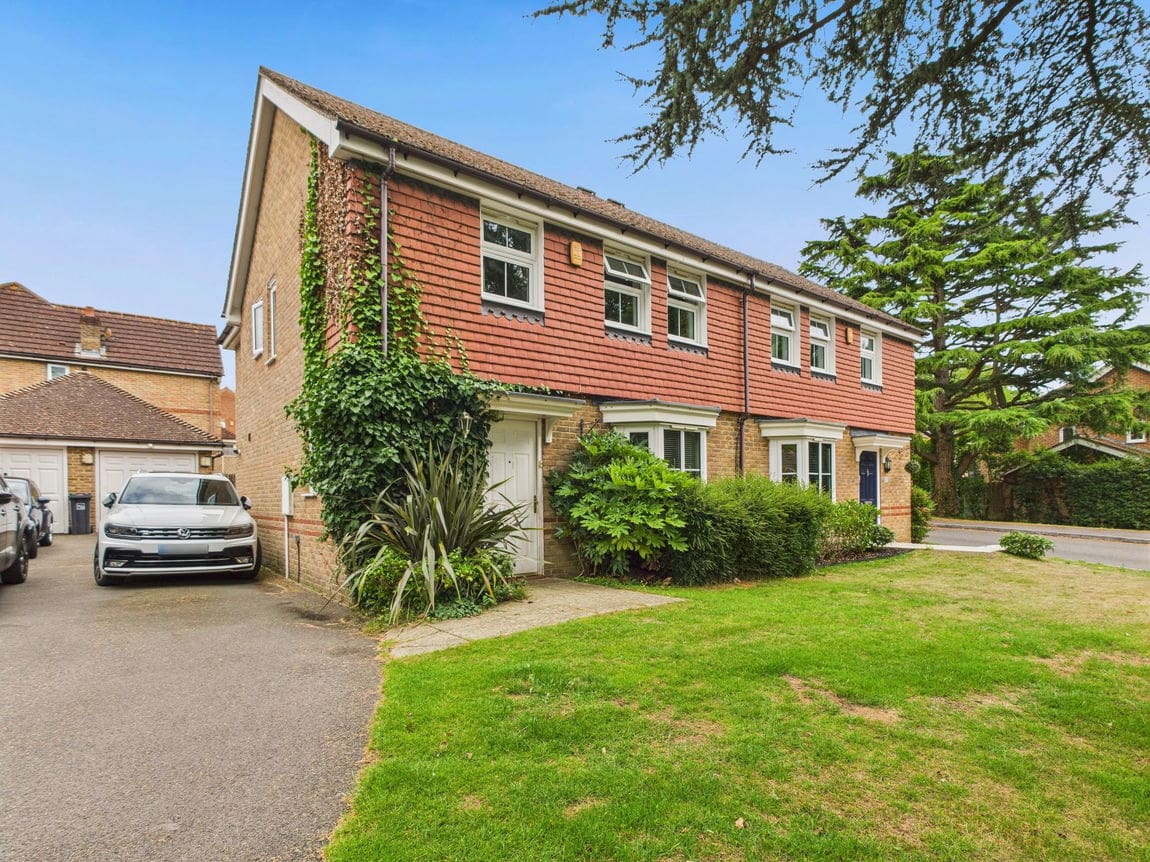4 bedroom Detached house Sold