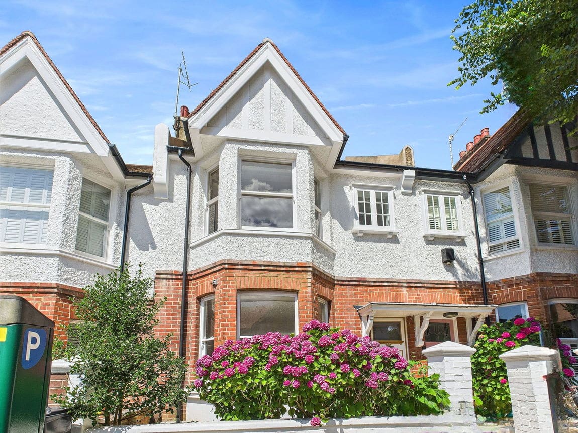 4 bedroom Terraced House Under Offer