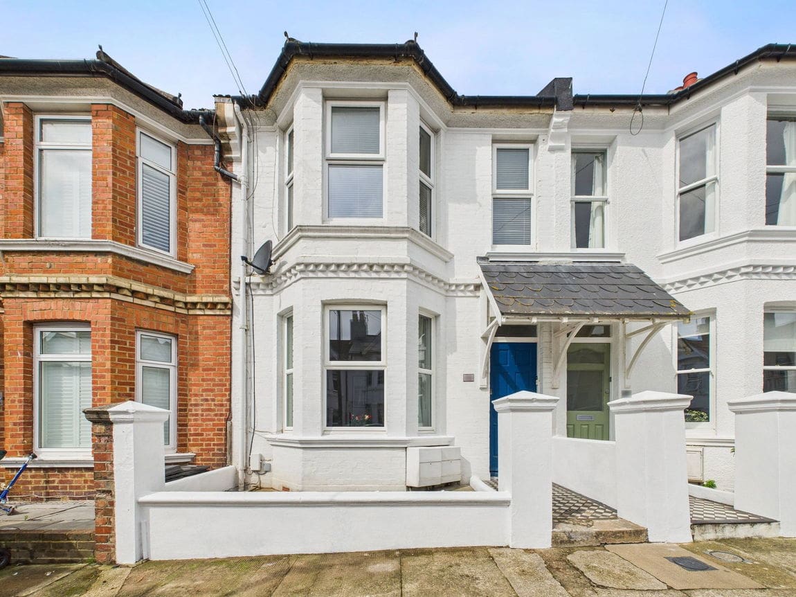 1 bedroom Flat Under Offer