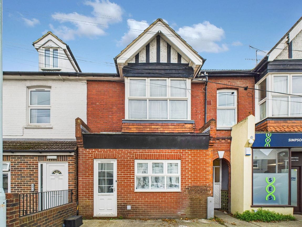 3 bedroom Terraced House Under Offer
