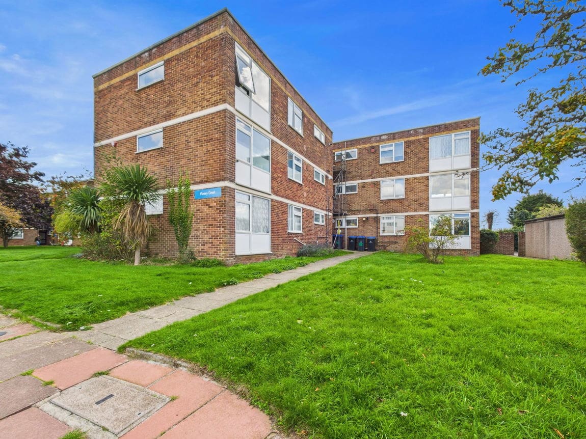 3 bedroom Apartment Under Offer