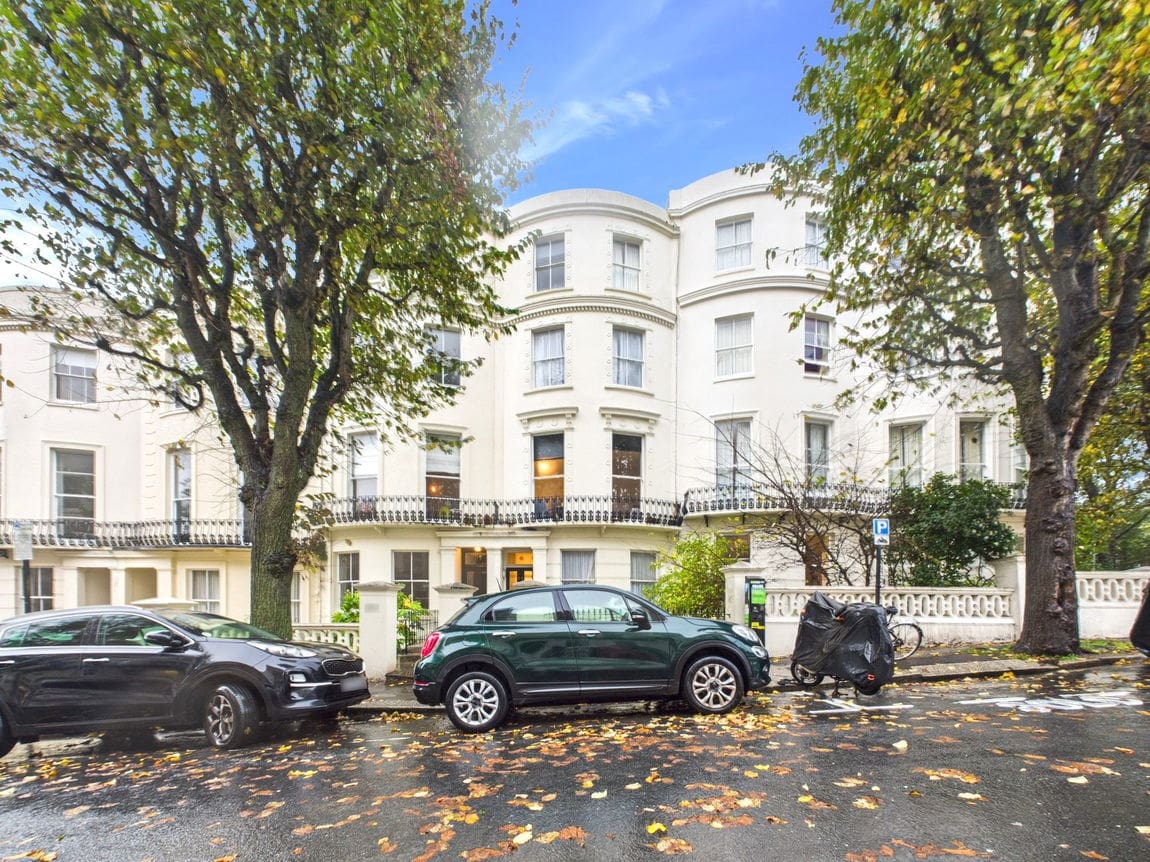 1 bedroom Flat Under Offer
