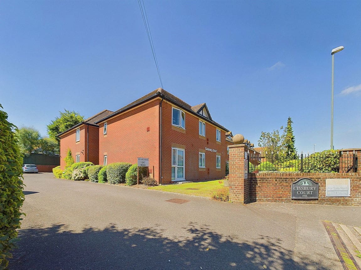 1 bedroom Flat For Sale