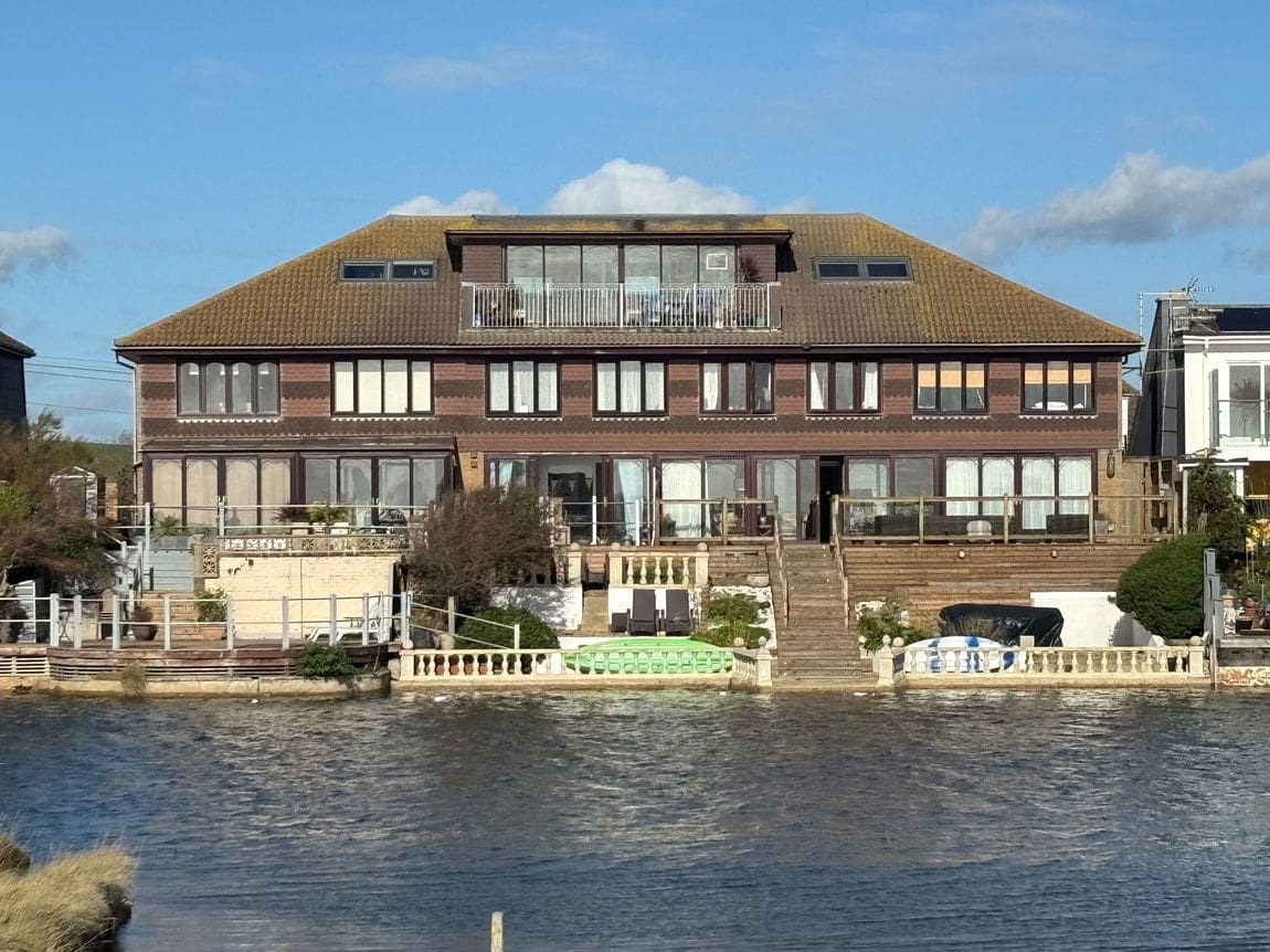 1 bedroom Flat Under Offer