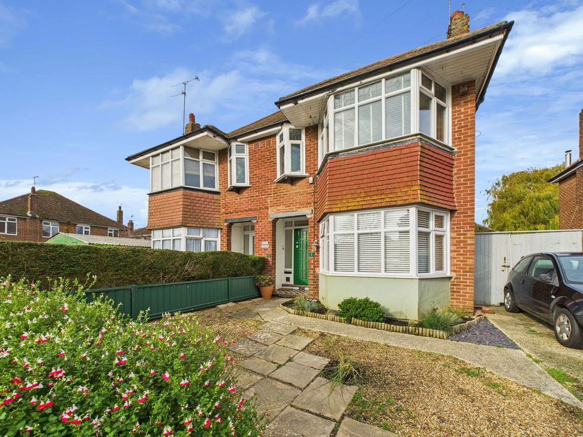 1 bedroom Flat Under Offer