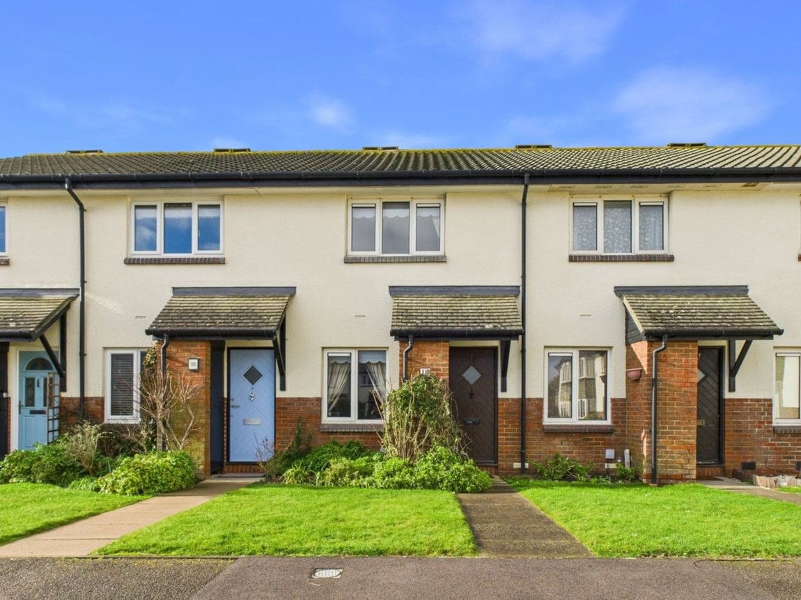 2 bedroom Terraced House Under Offer