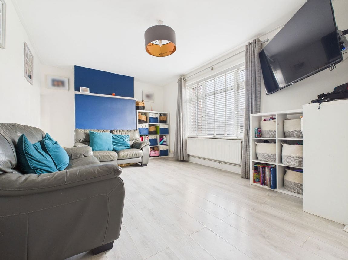 3 bedroom Terraced House Under Offer