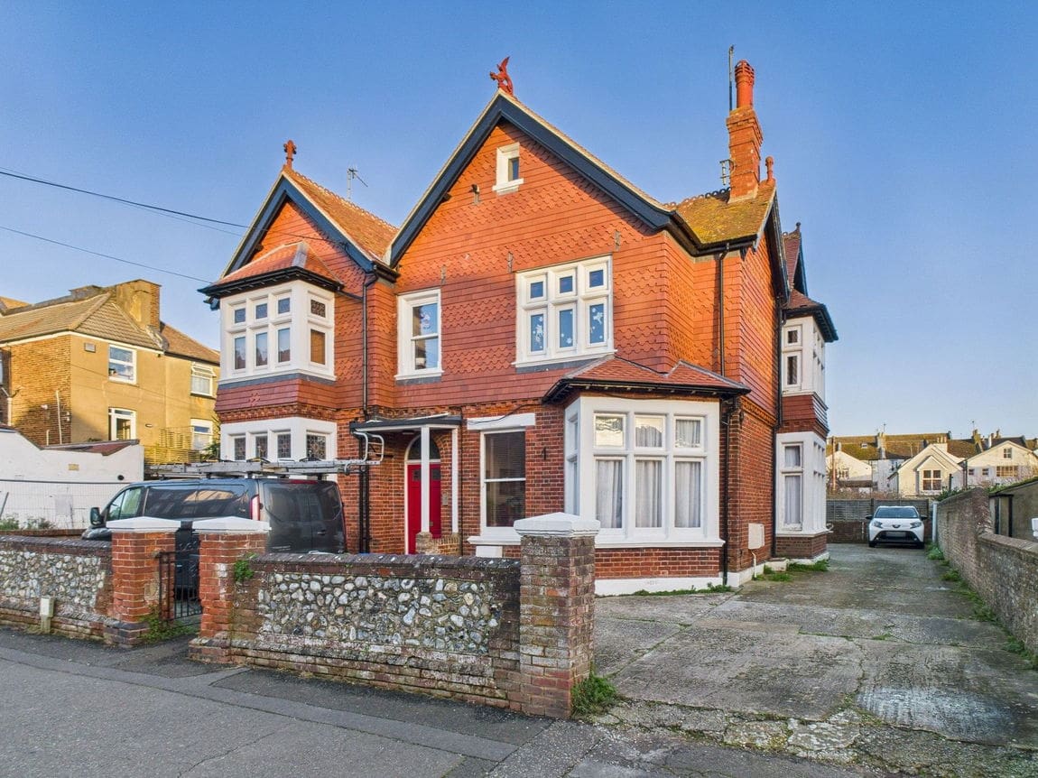 1 bedroom Flat Sold