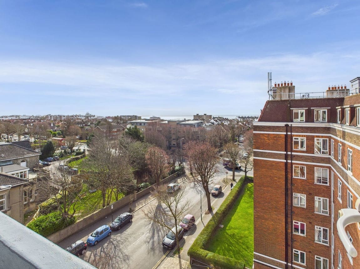 1 bedroom Flat Under Offer