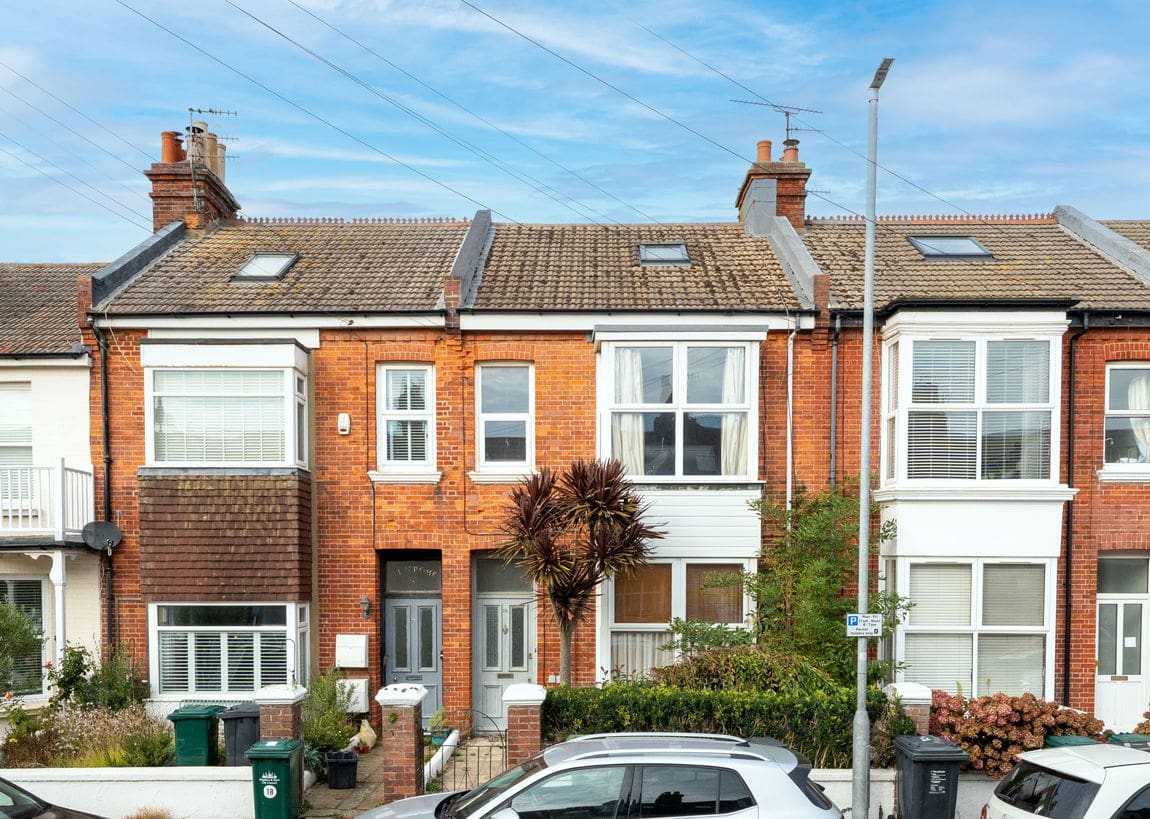 2 bedroom Maisonette Under Offer
