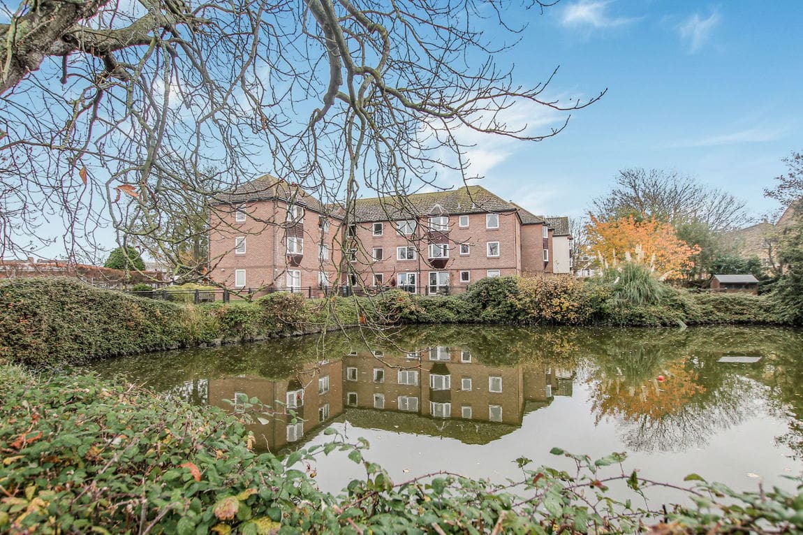 1 bedroom Property Under Offer