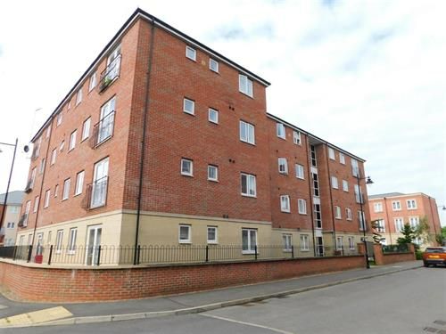2 bedroom Flat To Let