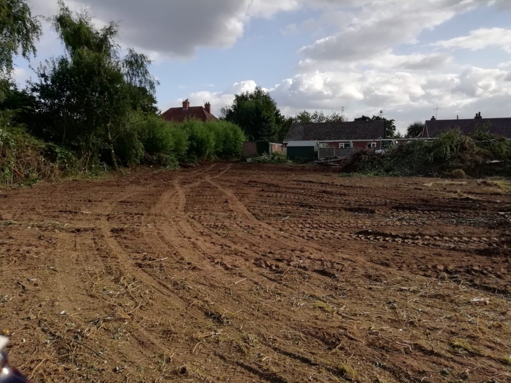 4 bedroom Land (Residential) Under Offer