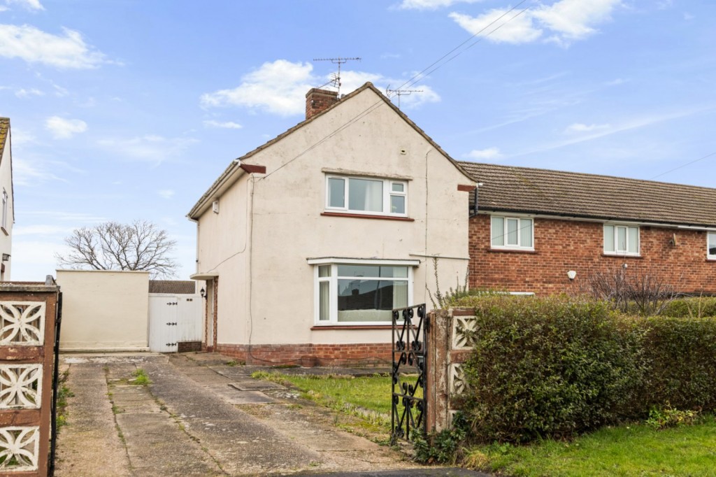 2 bedroom End of terrace house Under Offer