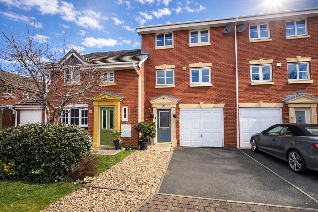 3 bedroom  Under Offer