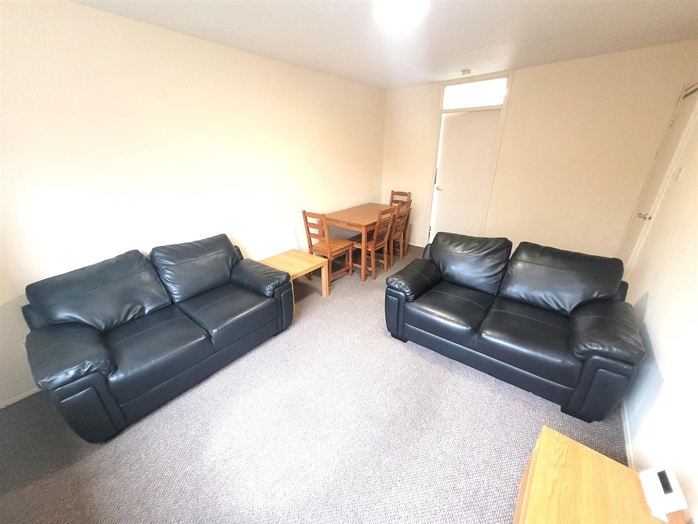 1 bedroom Flat share Let