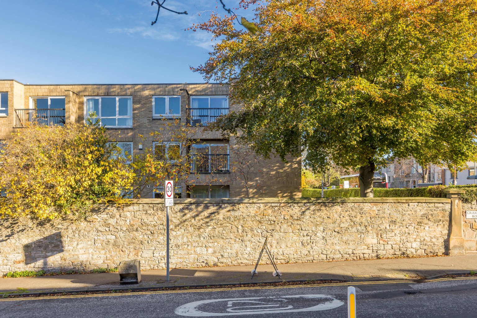 2 bedroom Flat Under Offer