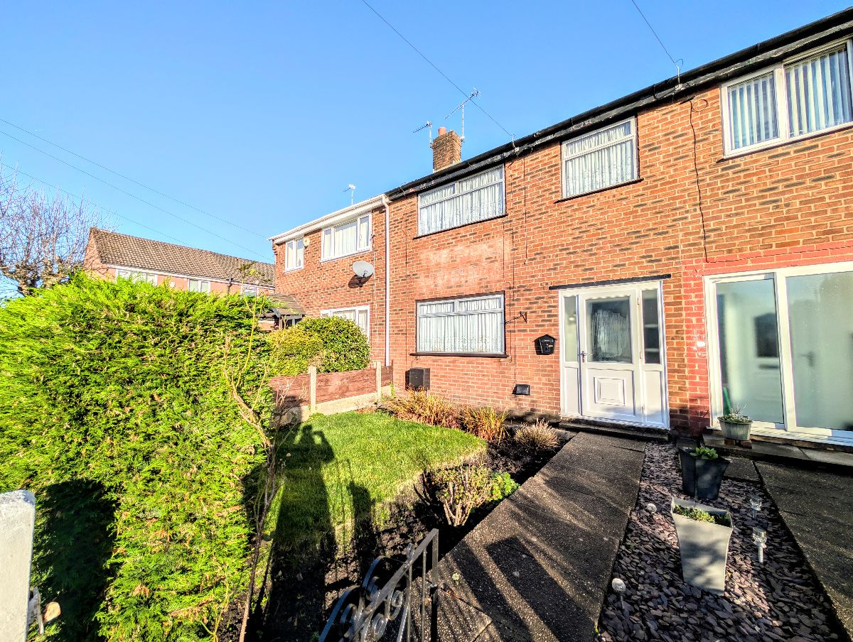 3 bedroom Town house Under Offer