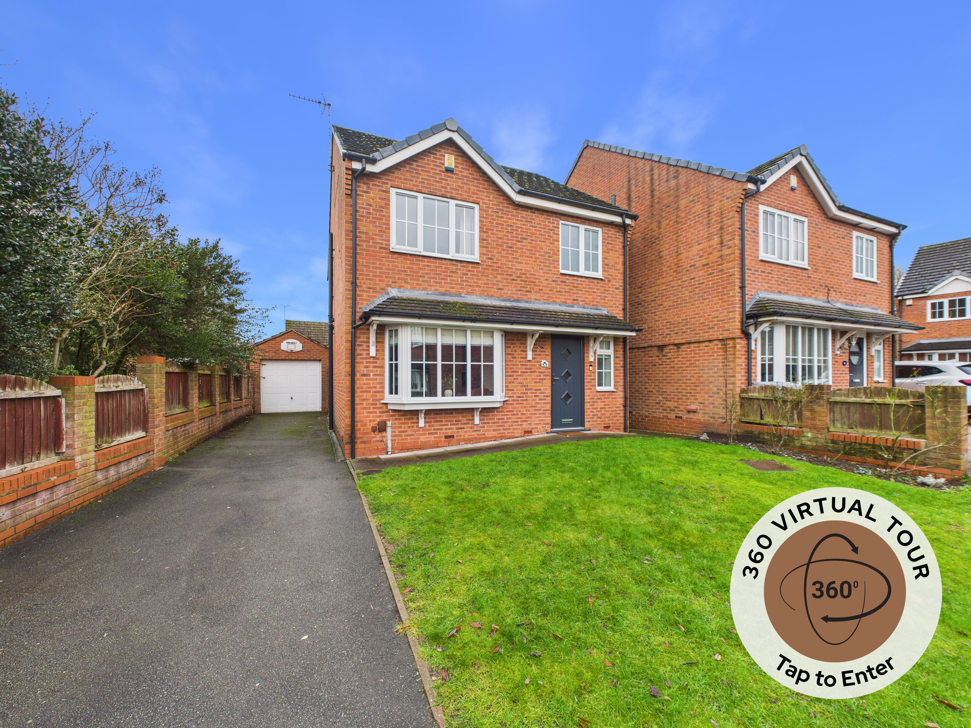 4 bedroom Detached house Under Offer