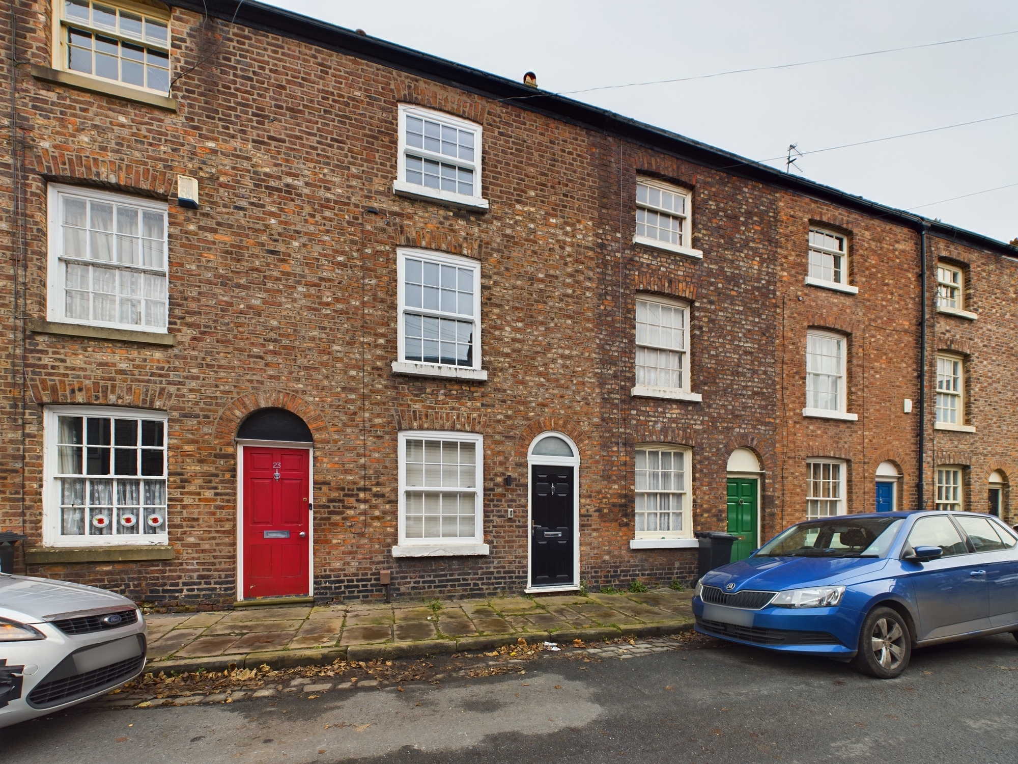 3 bedroom Terraced House To Let