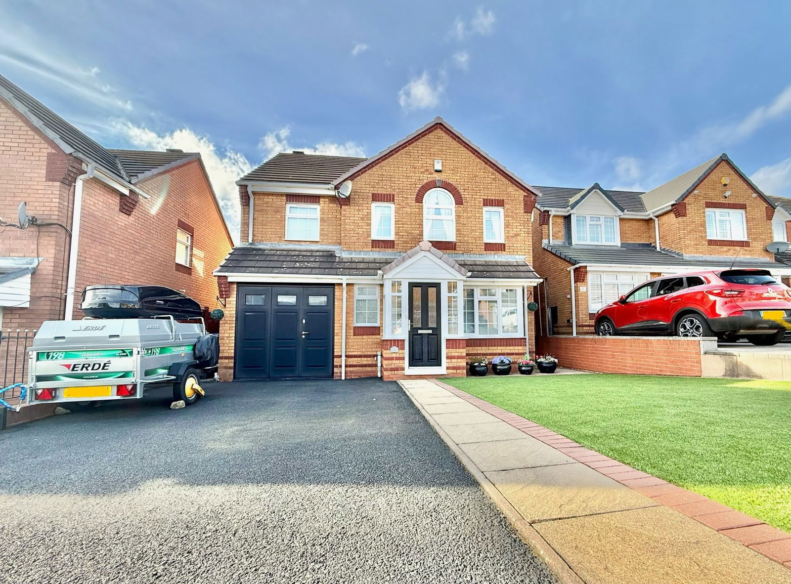4 bedroom Detached house For Sale