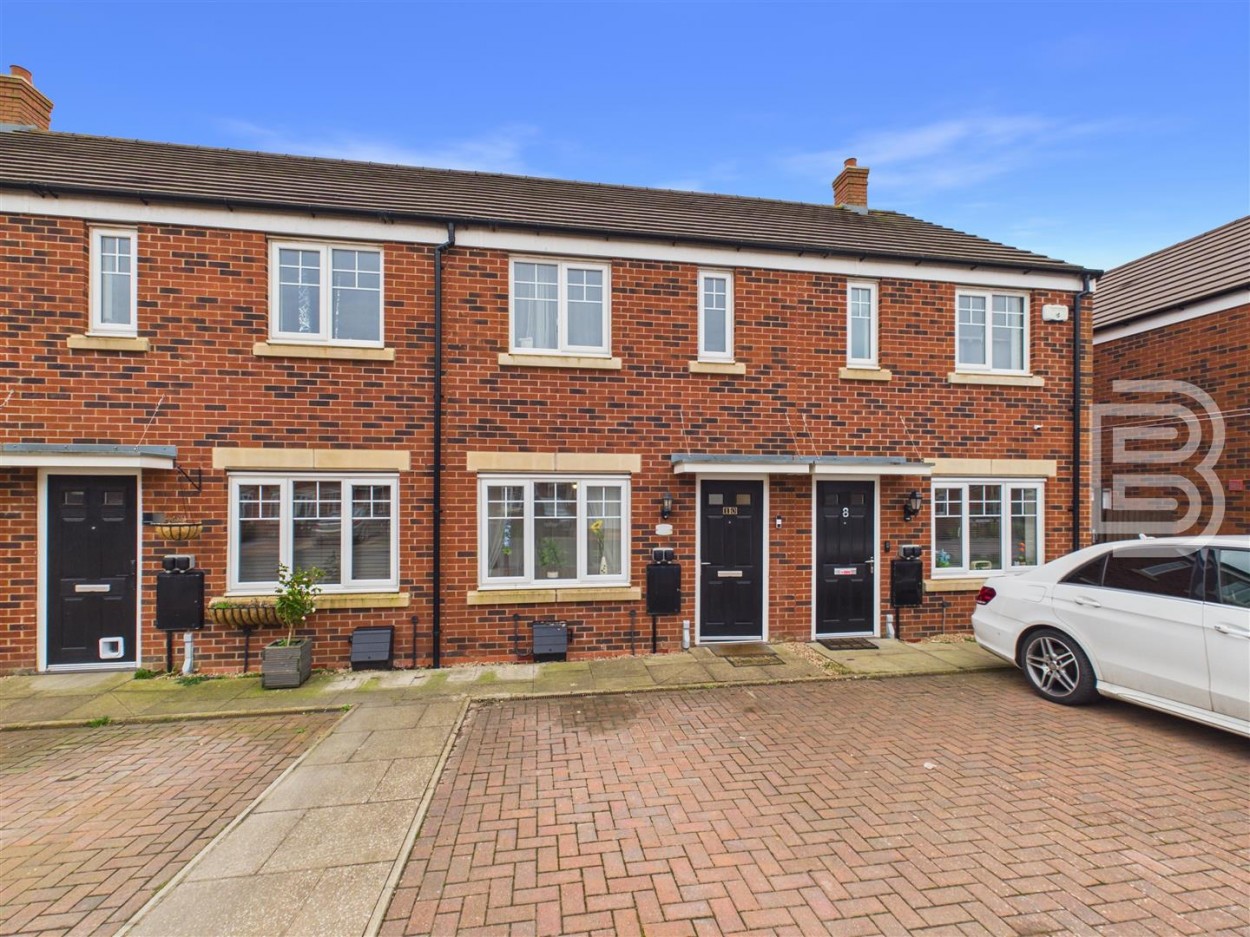 2 bedroom Terraced House Under Offer