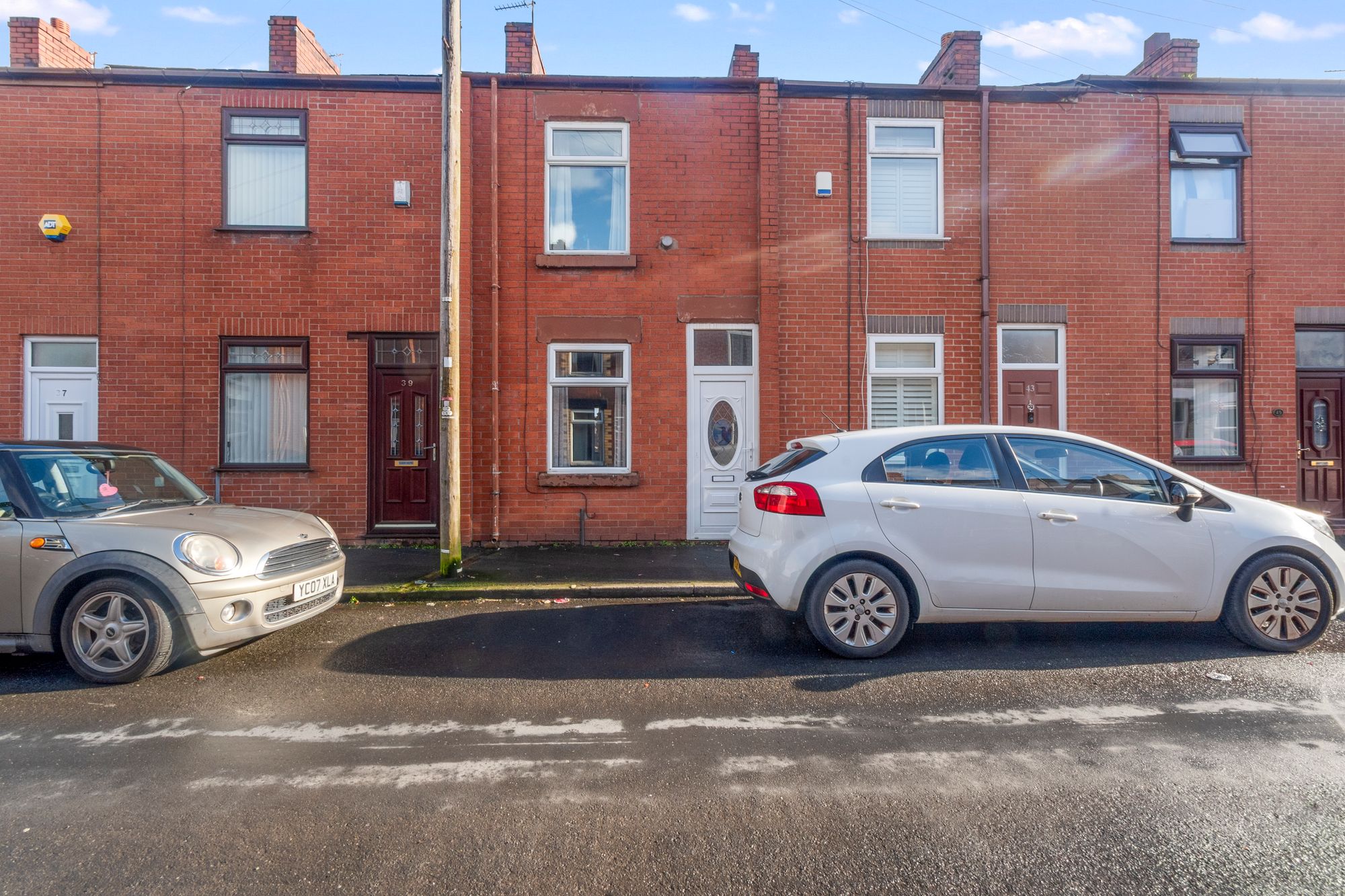 2 bedroom Terraced House Under Offer