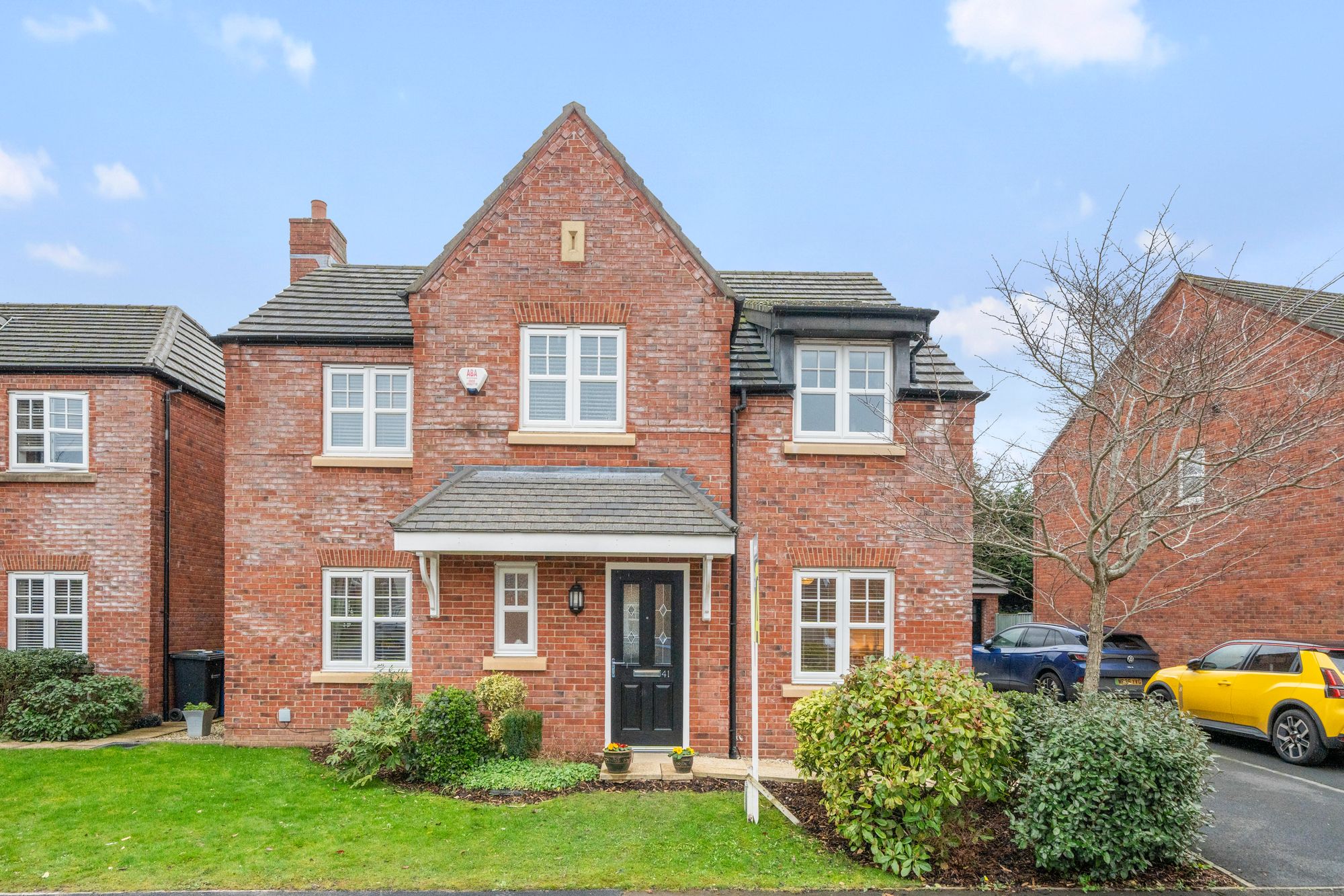 4 bedroom Detached house Under Offer