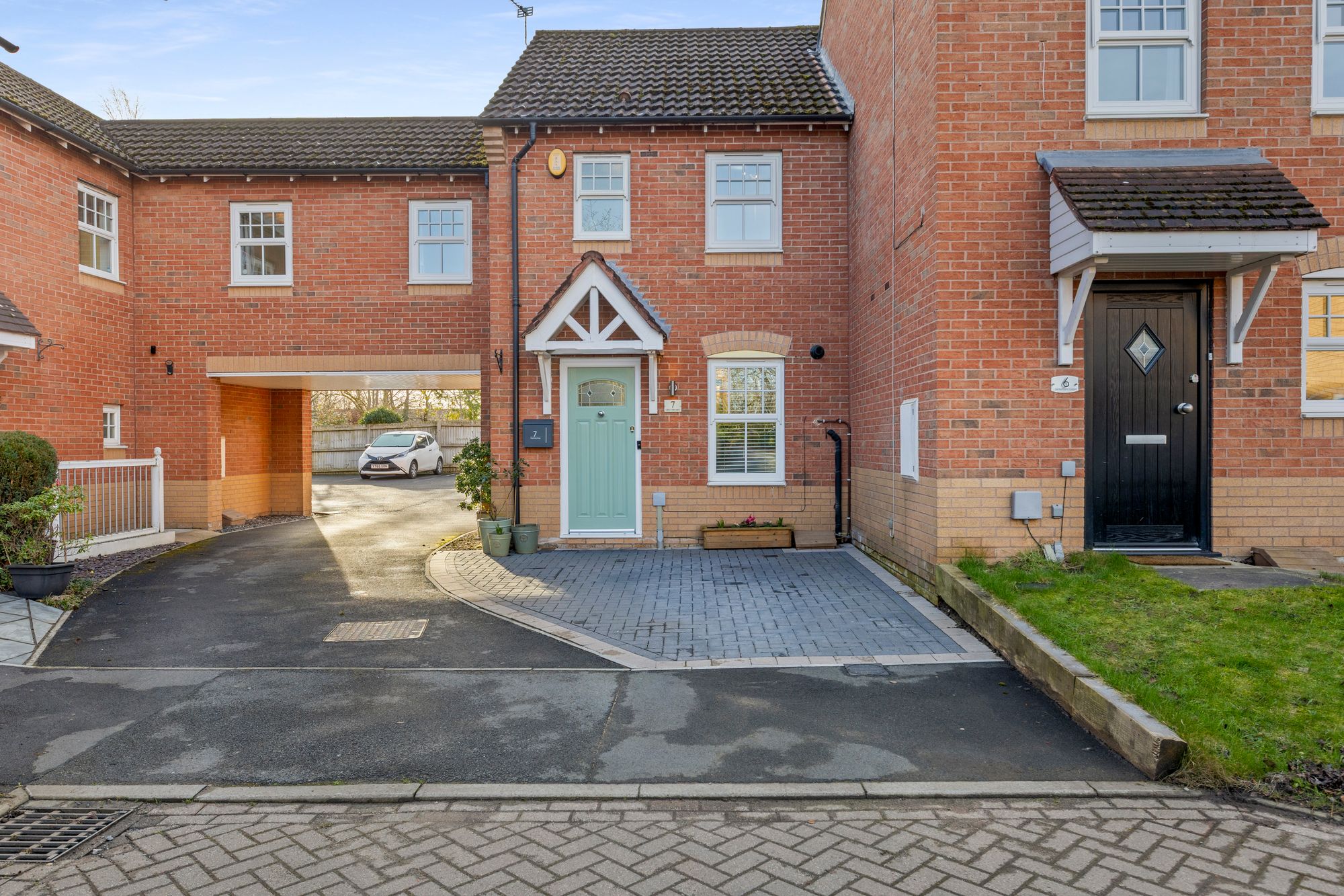 3 bedroom Terraced House Under Offer