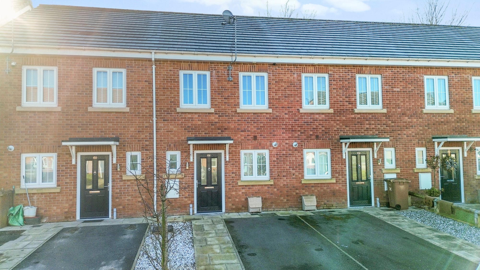 2 bedroom Terraced House Under Offer