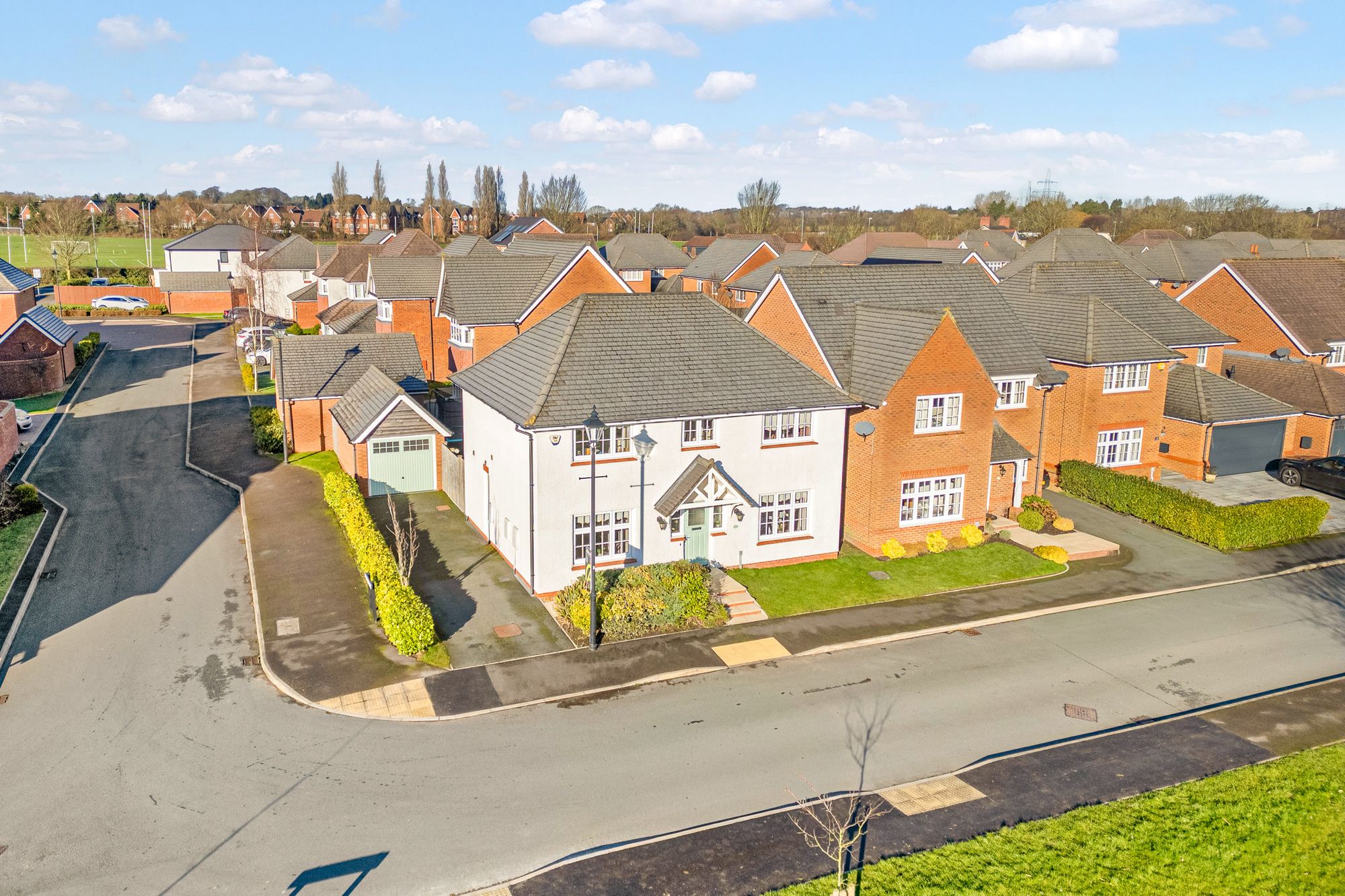 4 bedroom Detached house For Sale