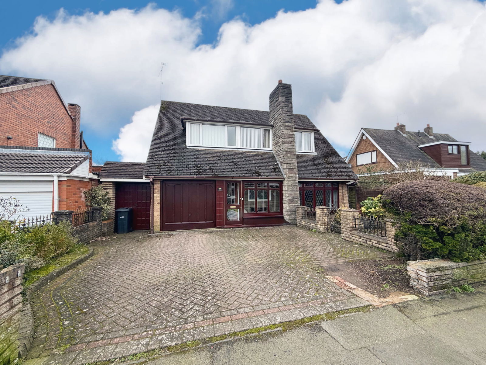 3 bedroom Detached house For Sale