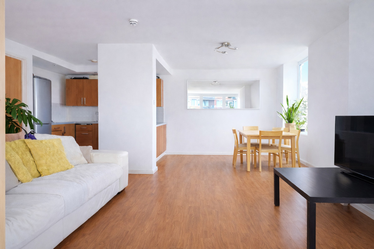 2 bedroom Apartment To Let