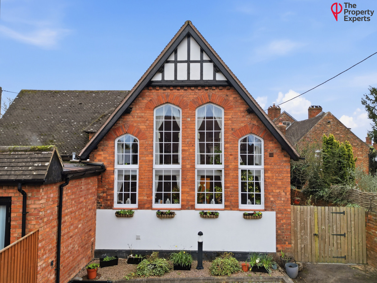 1 bedroom House (unspecified) For Sale