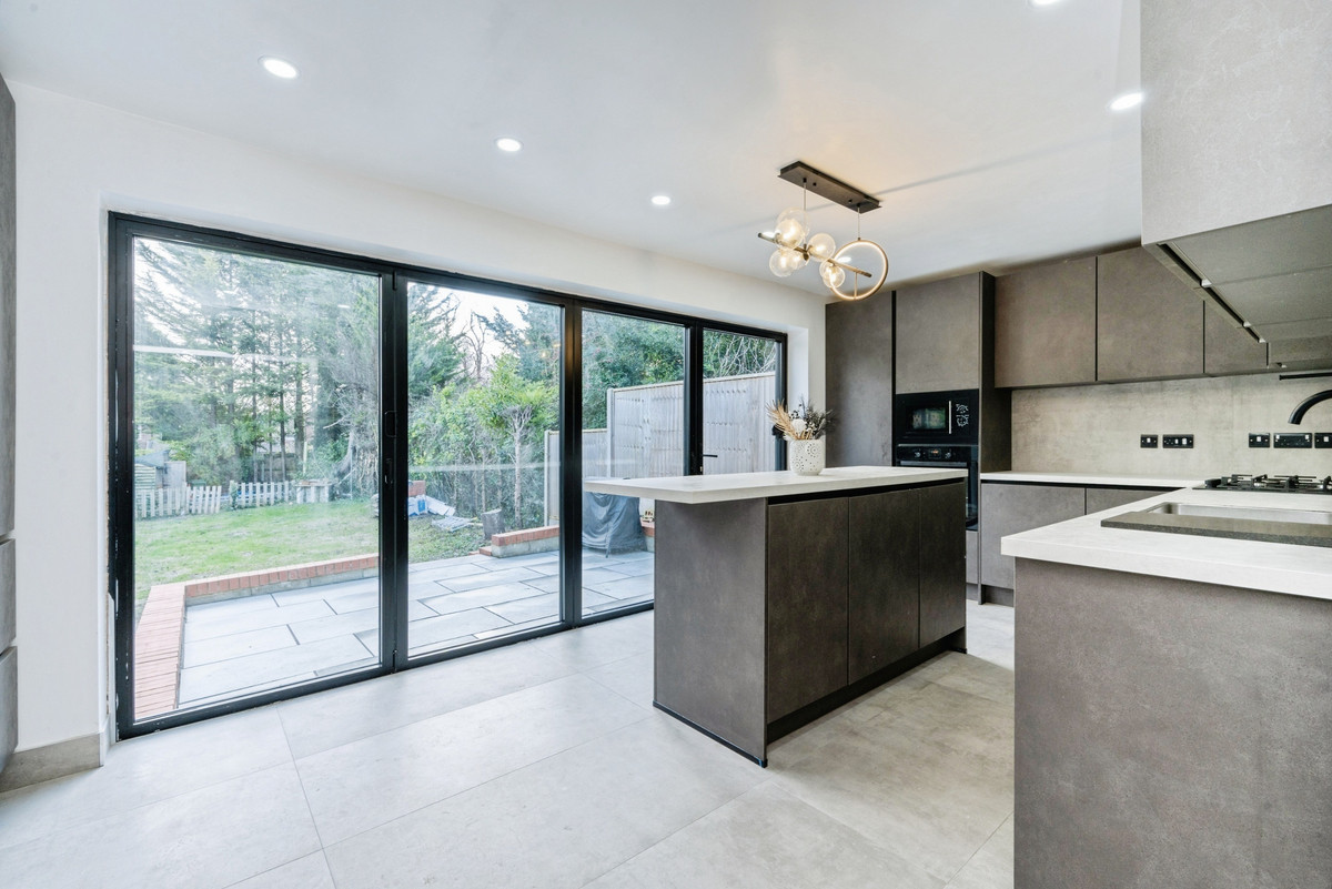 3 bedroom Bungalow For Sale