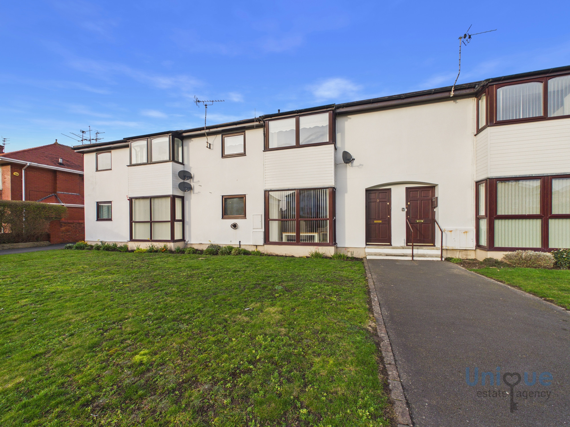 2 bedroom Flat share For Sale