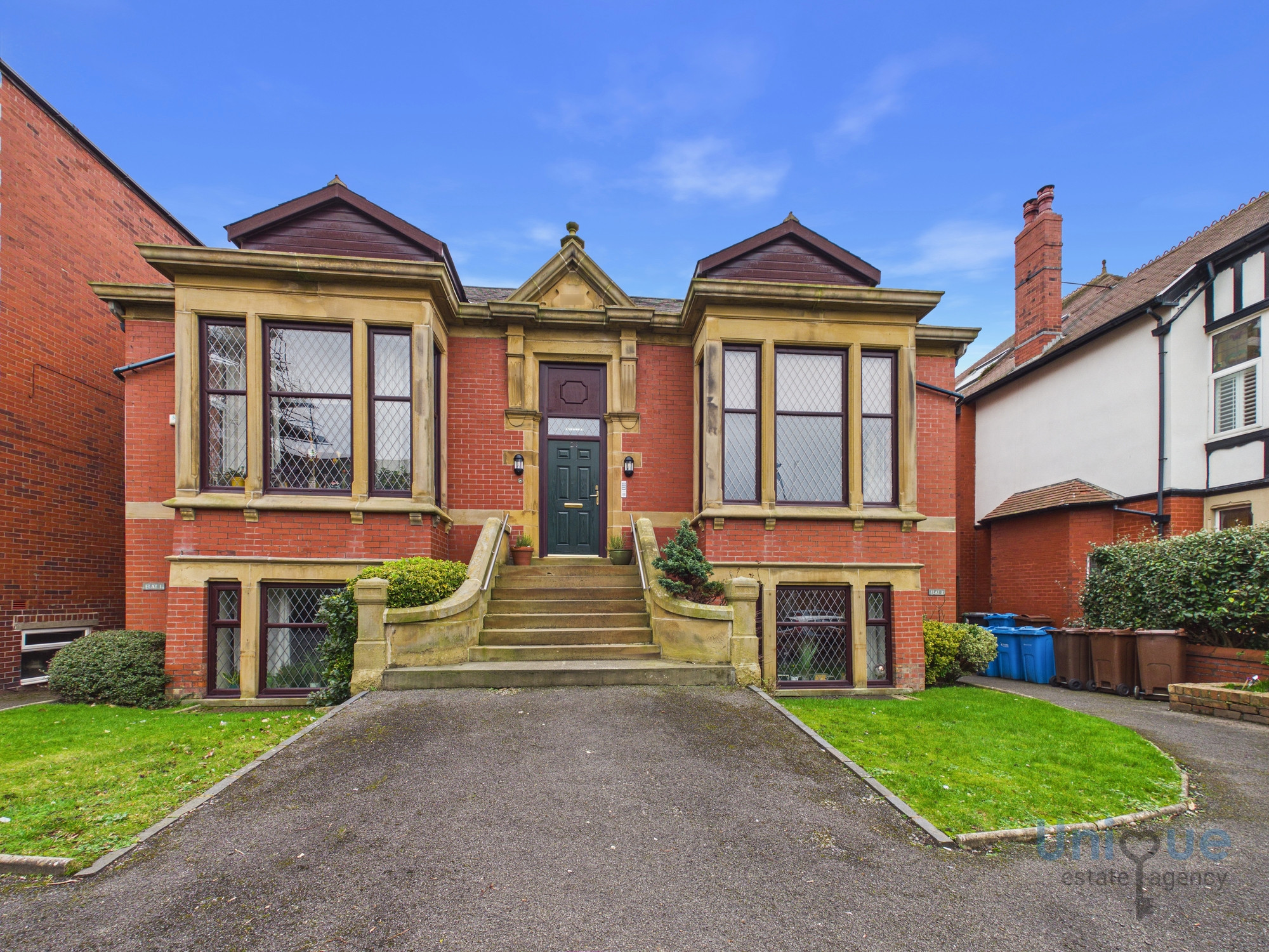 2 bedroom Flat share For Sale