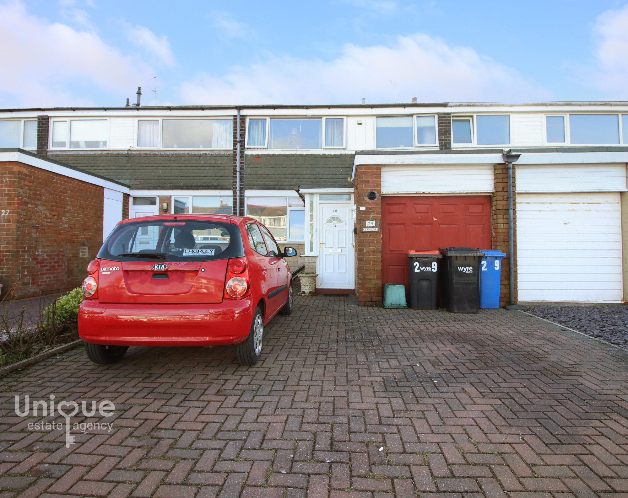 3 bedroom Terraced House Under Offer