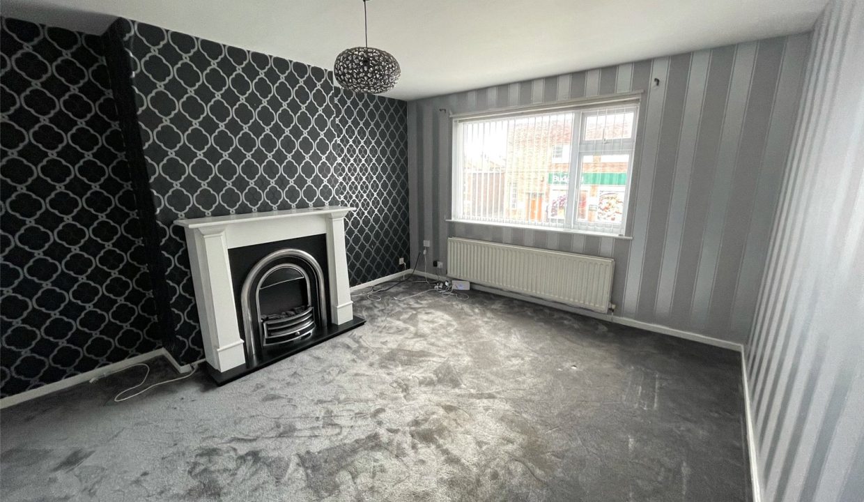  Flat To Let