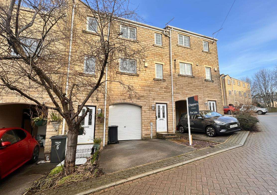 3 bedroom Town house Sold