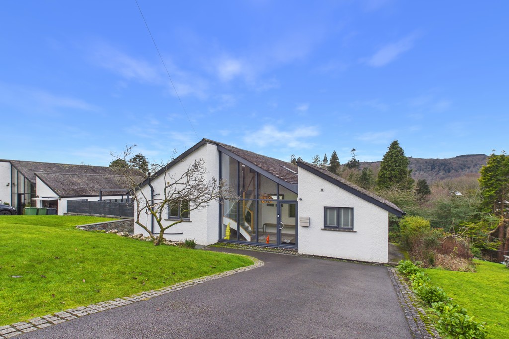 4 bedroom Link detached house For Sale