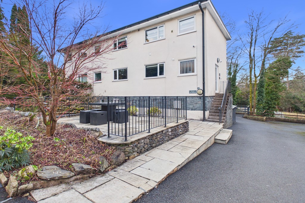 1 bedroom  For Sale