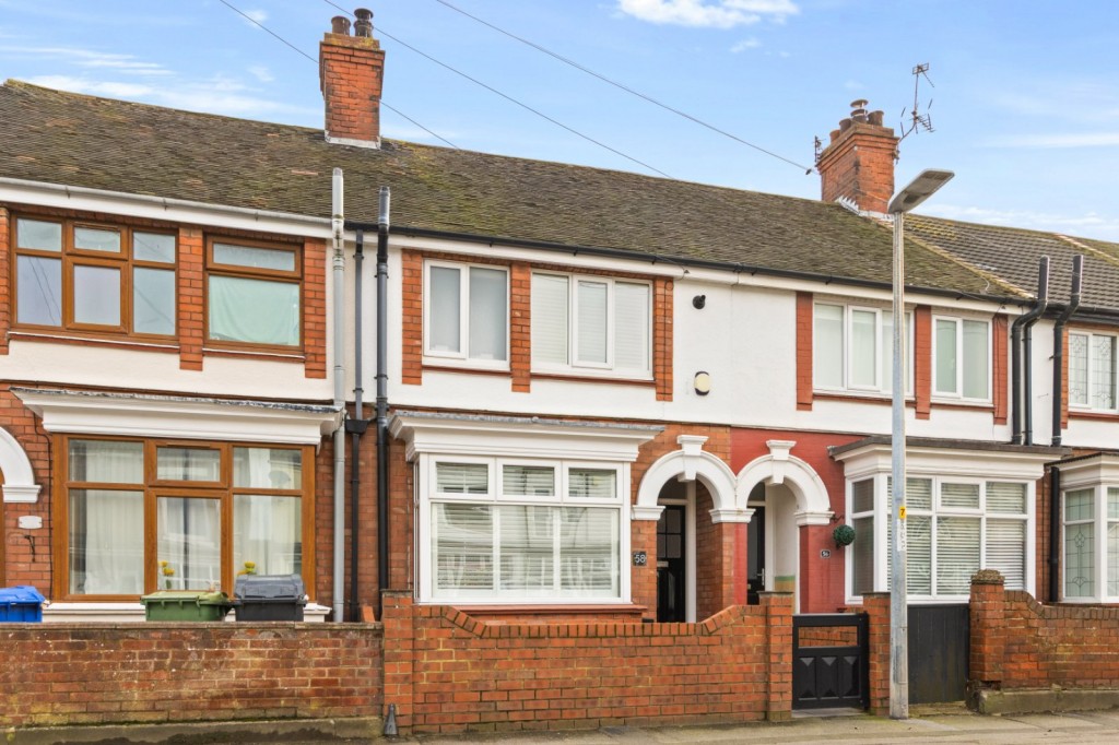 2 bedroom Terraced House Under Offer