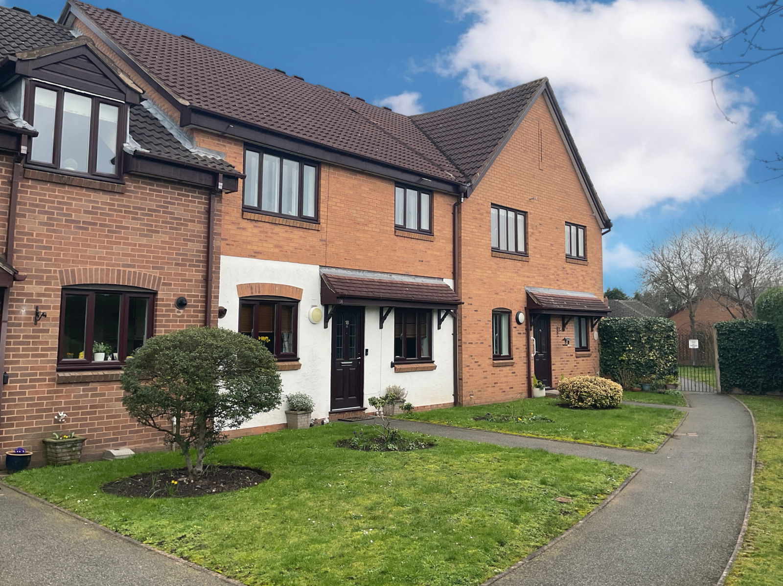 2 bedroom Apartment Under Offer