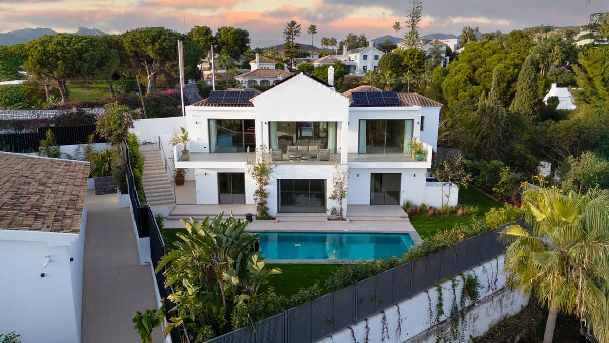 4 bedroom Villa For Sale